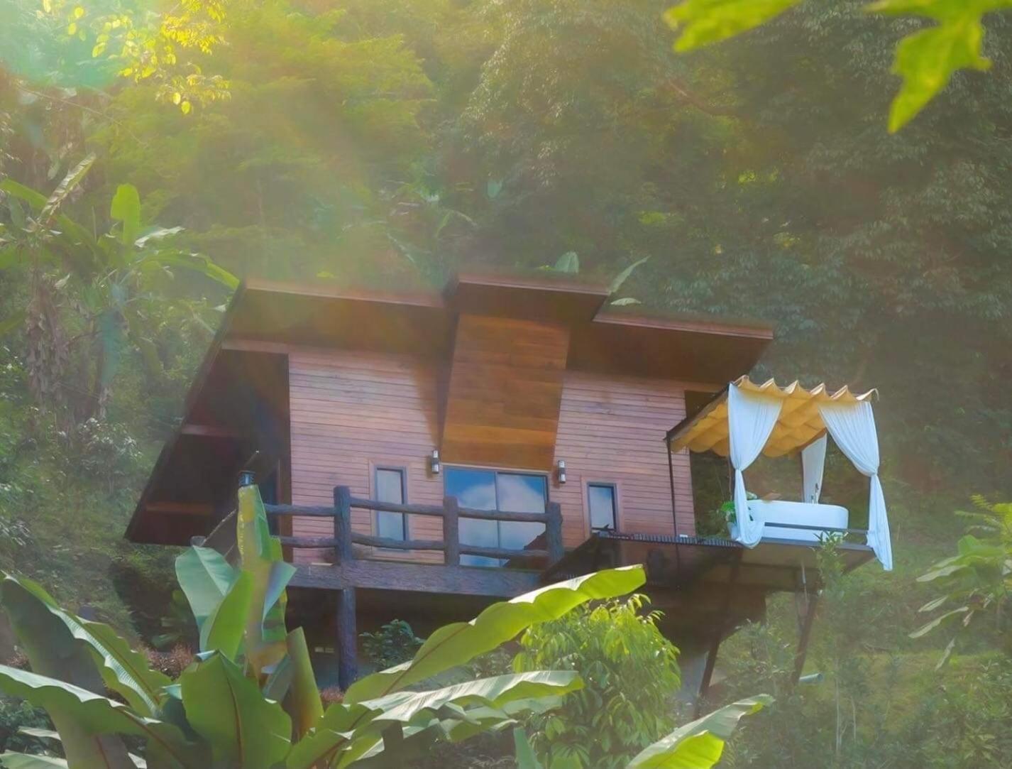 Rai Phusaitran ไร่ภูสายธาร Mae Taeng Exterior foto