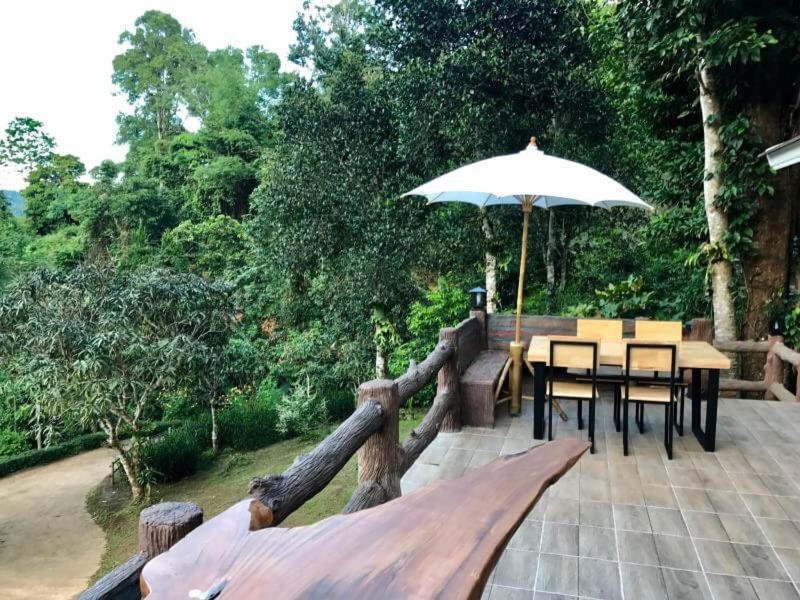 Rai Phusaitran ไร่ภูสายธาร Mae Taeng Exterior foto